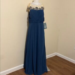 Elegant Strapless Blue Dress